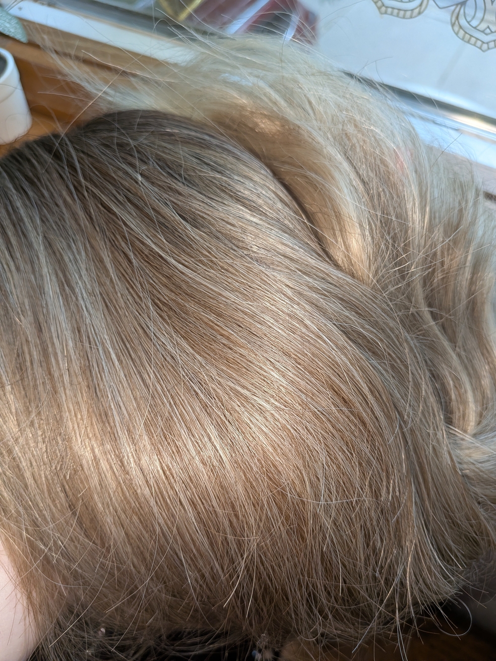 Natural Wavy Blonde Ombre Wig - Dark To Light Ash - Picture 5 of 10